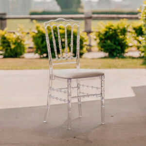 Chaise Napoléon transparente