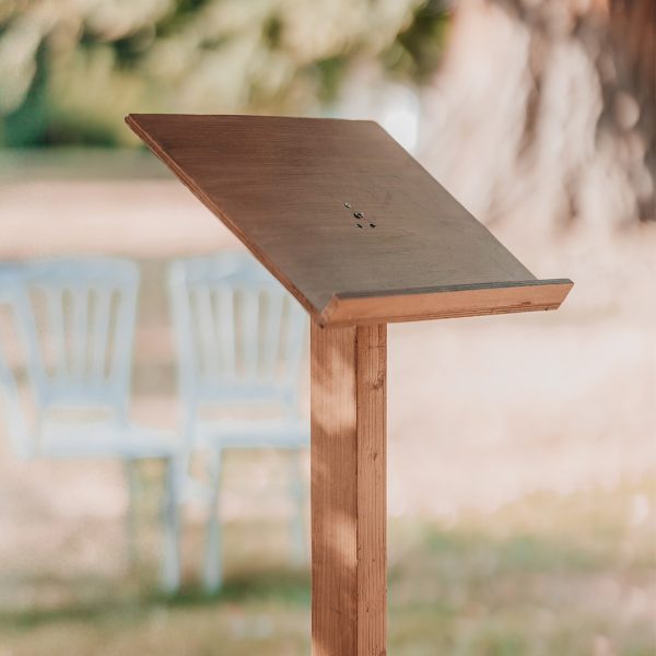 Pupitre en Bois – Image 2