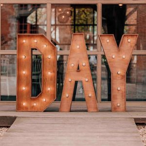 Lettres Lumineuses " DAY "