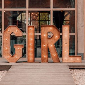 Lettres Lumineuses " GIRL "